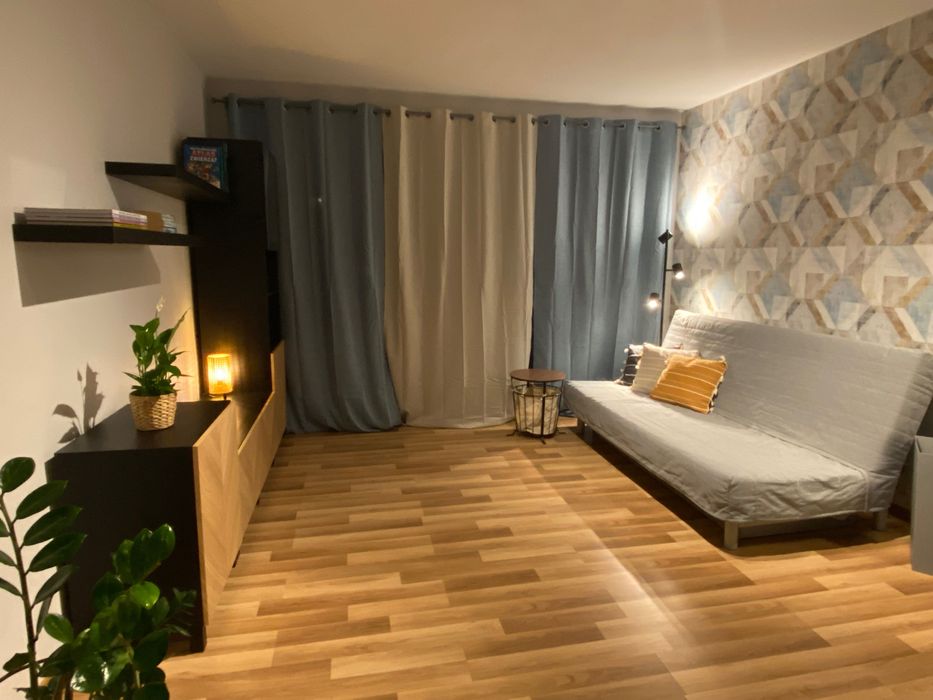 Wynajmę 38 m² | Praga-Północ | blisko Konesera | miejsce postojowe