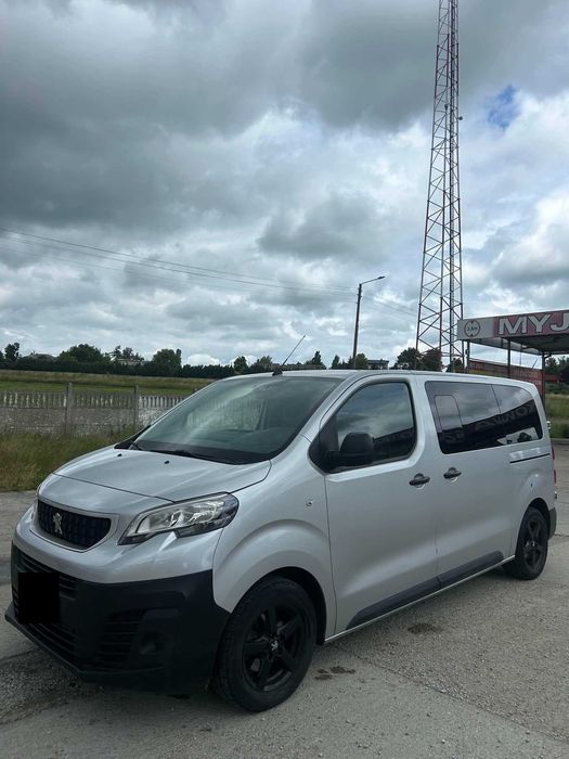 Peugeot Expert  Traveller 9 os.