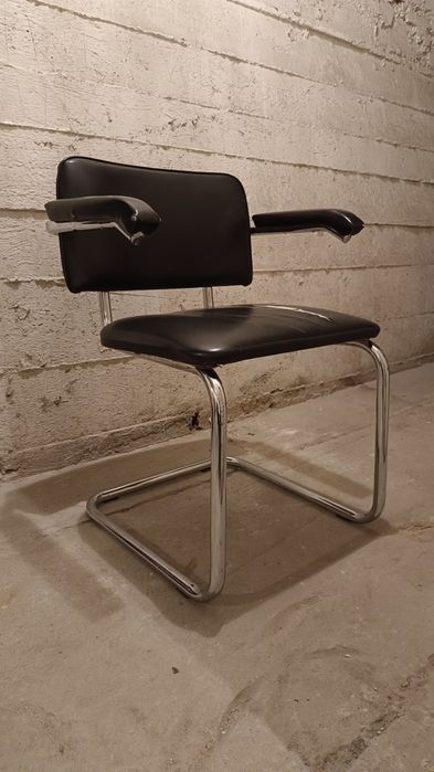 Krzesło stare do renowacji