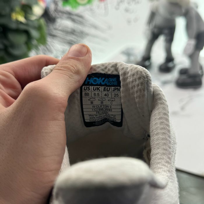 Кросівки Hoka Clifton 9 40 розмір E214