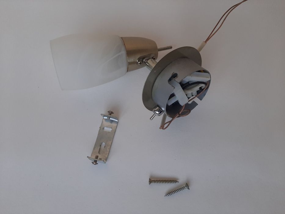 Настенный светильник бра на одну лампочку. Патрон Е14