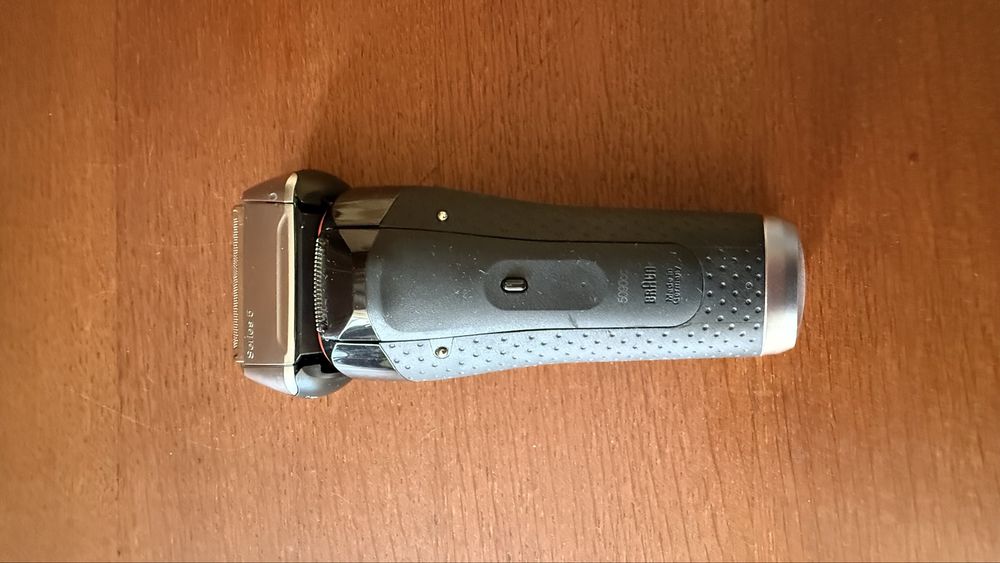 Golarka Braun Series 5 5090cc ze stacją czyszcząco-ładującą