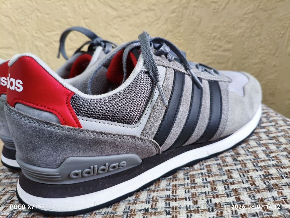 Кросівки Adidas Neo