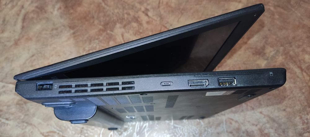Lenovo Thinkpad X270