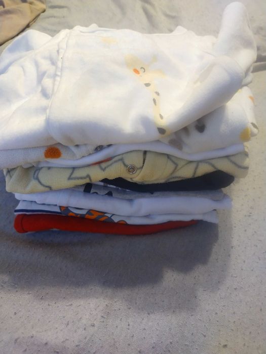 Zestaw ubrań roz 62-68