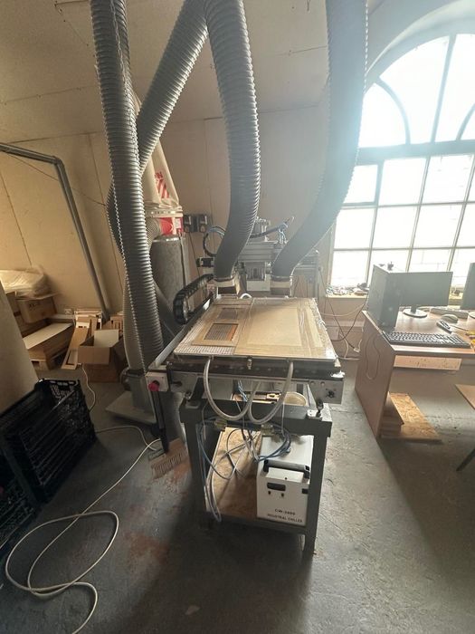 Продається двохшпиндельний фрезерний верстат із ЧПУ 600x900