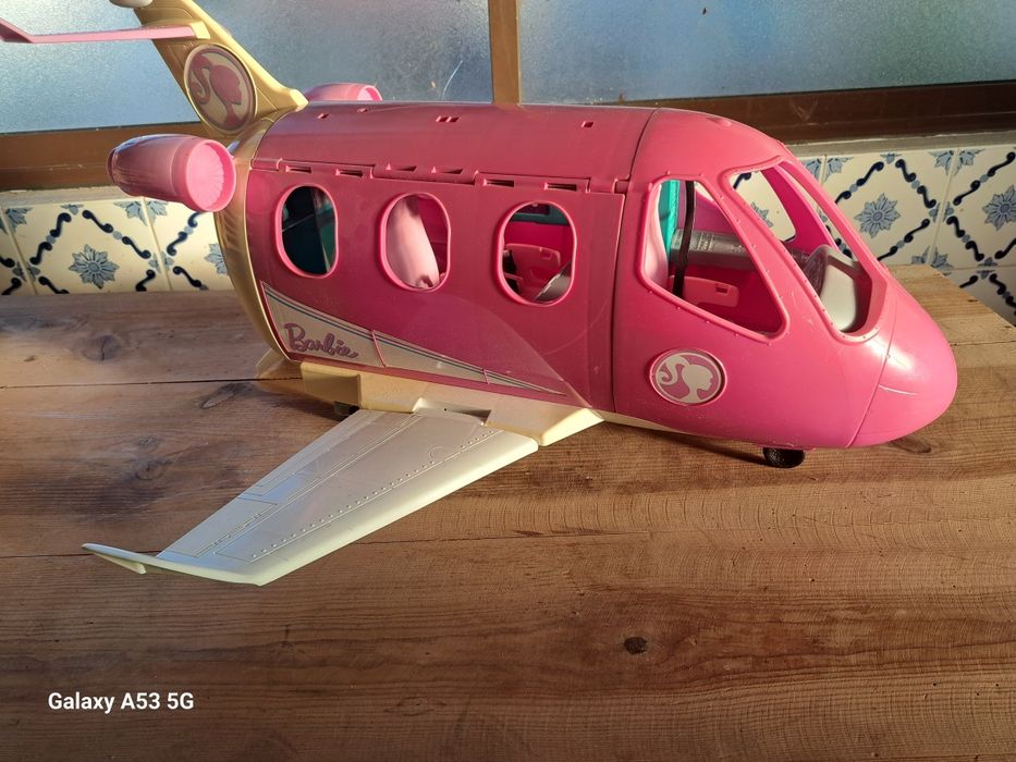 Avião da barbie para criança