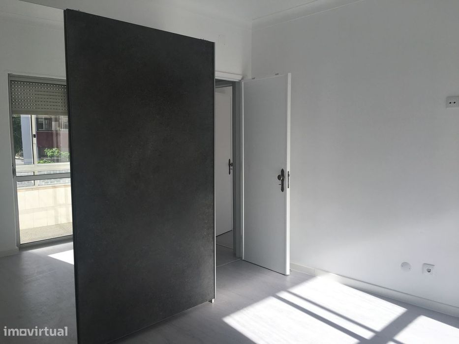 T3 PRONTO a HABITAR com mobília e totalmente equipado