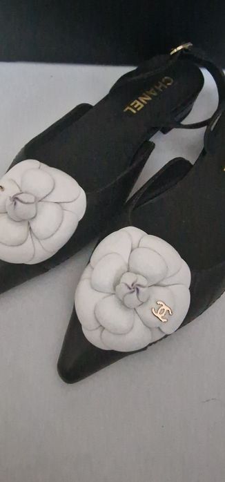 Piękne Chanel z camelia 39