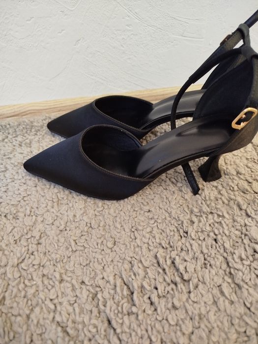 Продам туфлі жіночі