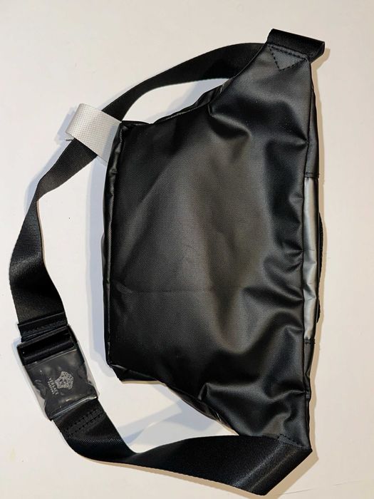 Бананка, сумка-пояс versace parfums belt bag fanny pack medusa bag
