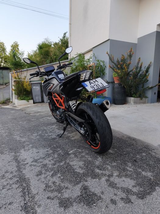 KTM duke 125 2021