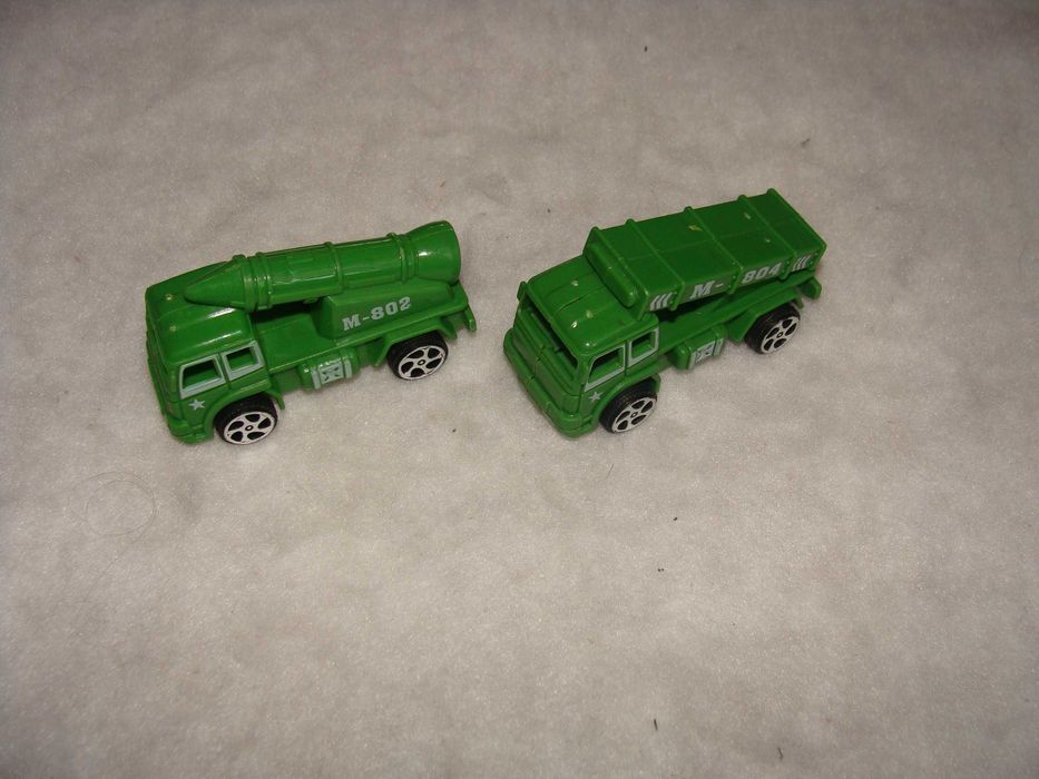 Carros de Brincar Verdes Militares