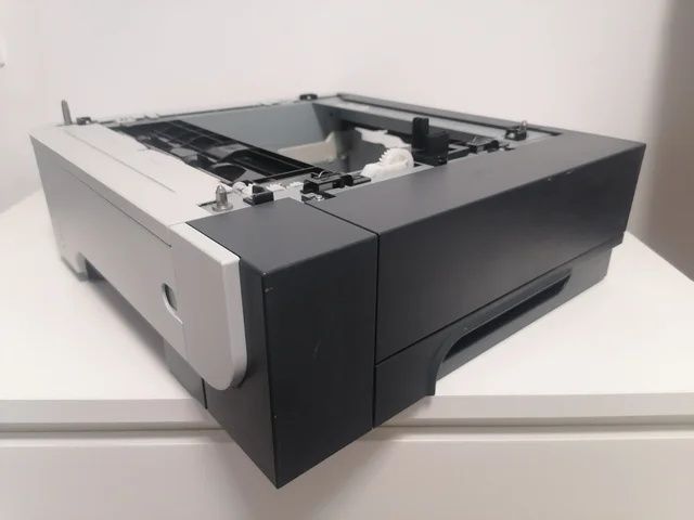 Tabuleiro HP LaserJet M525 CE530A