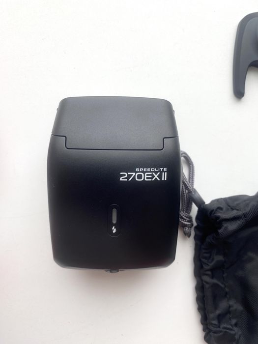 Зовнішній спалах Canon Speedlite 270EX II