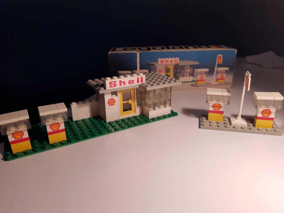 Klocki Lego kolekcjonerskie stacja benzynowa Shell 690 z 1974 roku