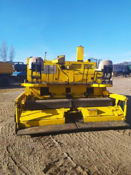 Продам Асфальтоукладач ДС-126А
