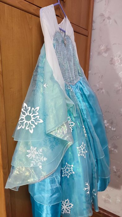 Сукня Ельзи, крижане серце