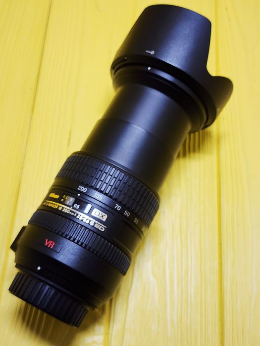 Nikon 18-200mm f/3.5-5.6G VR AF-S IF-ED DX Zoom-Nikkor