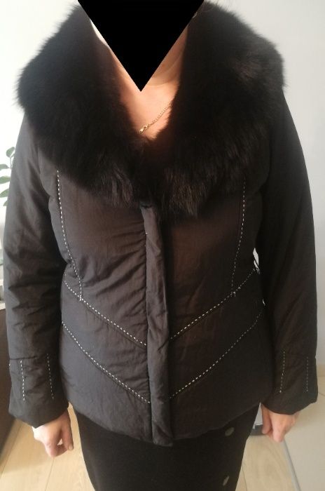 Czarna kurtka zimowa z lisem 46