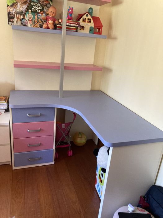 Mobilia de quarto de criança