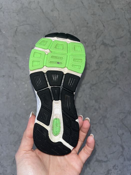 Кроссовки new balance 28 розмір