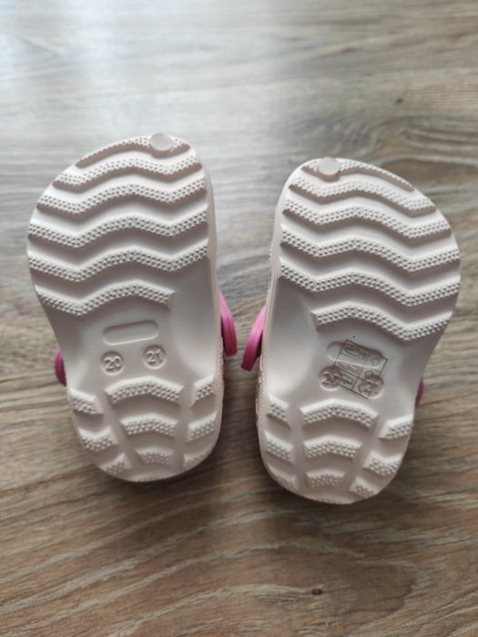 Klapki basenowe różowe dziewczęce Neli Blu