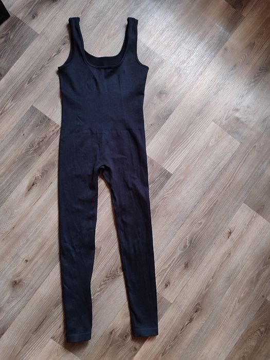 Комбез б/у одет два раза