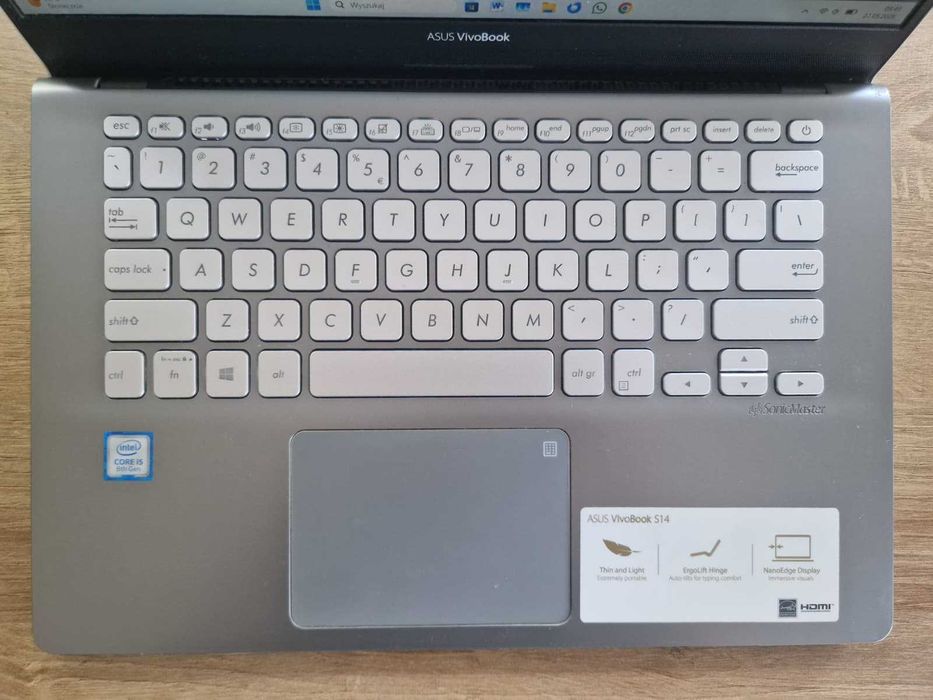 Laptop ASUS VivoBook S14 w bardzo dobrym stanie + etui na laptop GRATIS