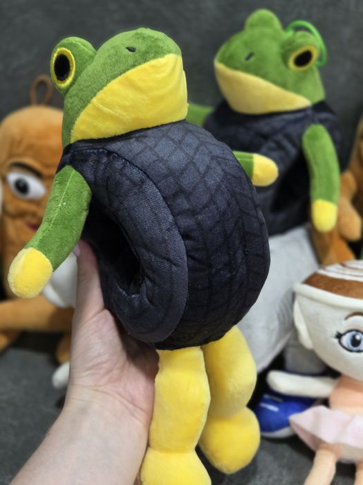 Тралалело тралала, тунг тунг сахур, баляріна капучіна, м'які іграшки