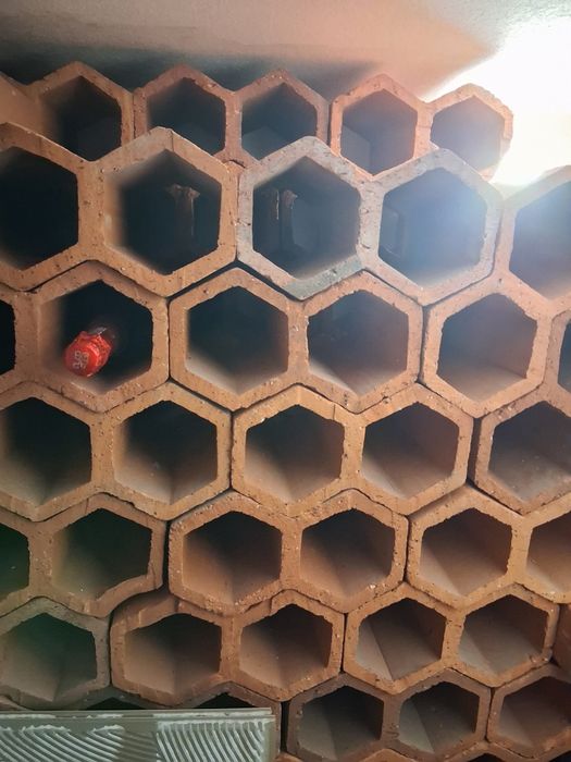 Garrafeira em tijolo