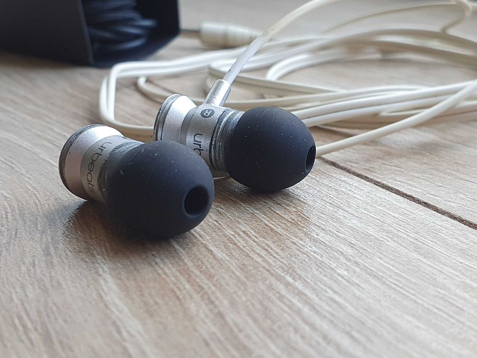 Оригінальні навушники Biats 3.5 мм ORIGINAL