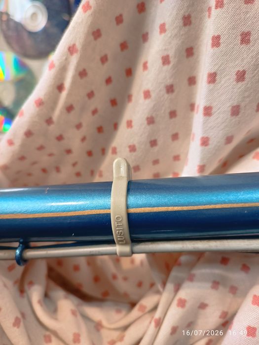 3 Abraçadeiras marca Lusito para bicicleta pasteleira