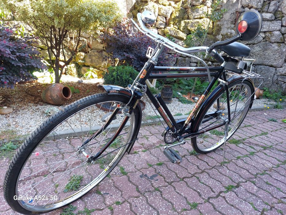 Vendo bicicleta antiga pasteleira