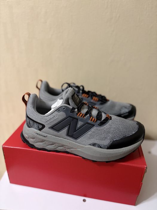 Новые ОРИГИНАЛ оригінал кроссовки кросівки New Balance нб Fresh Foam V2 Garoe