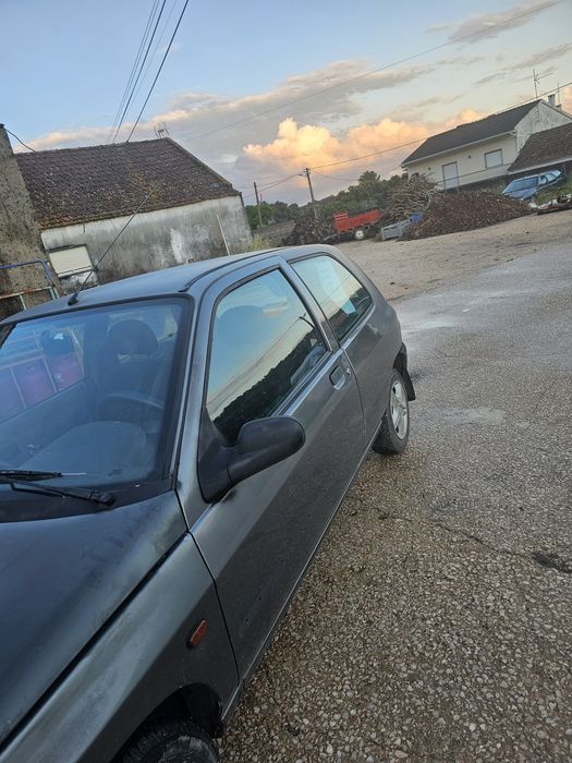 Renault Clio 1.9 D 1997