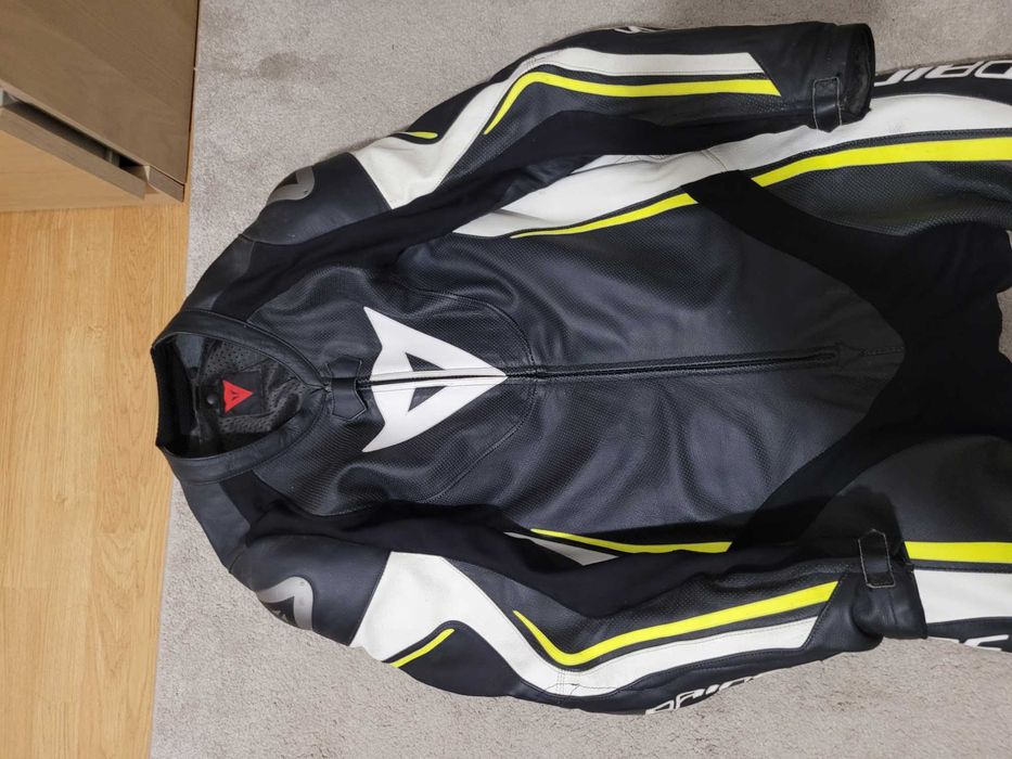 Fato dainese completo impecável