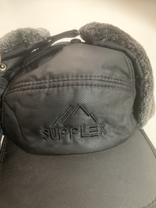 Шапка зимова тепла на хутрі