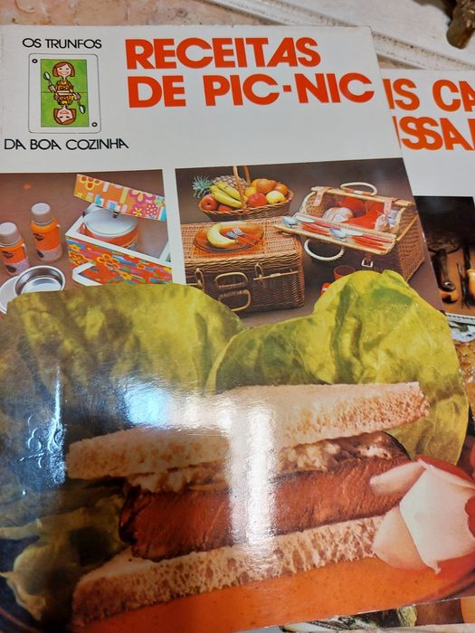 Conjunto de 8 livros de receitas "Os Trunfos da boa cozinha"  

V