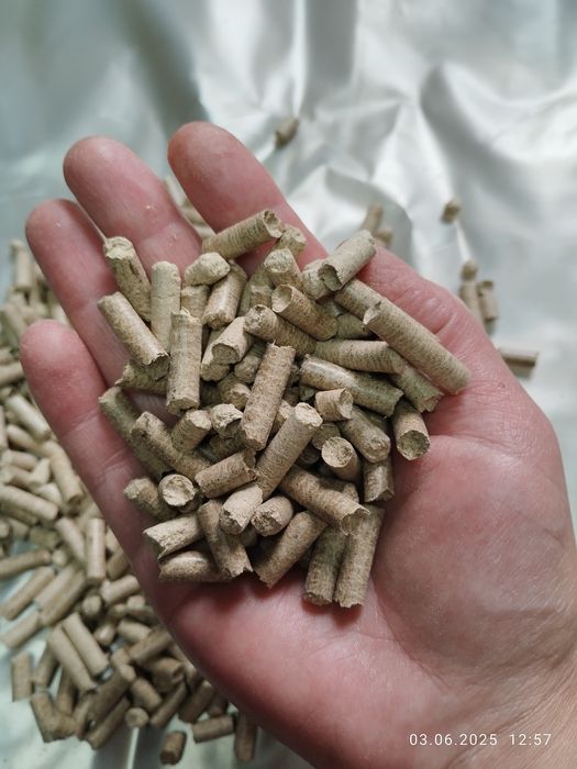Паливна пелета. Паливна гранула. Пелети. Доставка