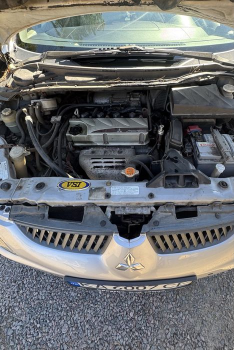 Mitsubishi Grandis 2,4 газ,автомат