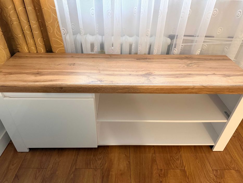 Sprzedam szafkę pod TV