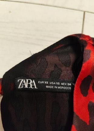 Стильний укорочений топ з леопардовим принтом