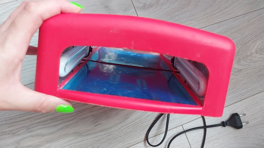 Sprzedam lampę uv do paznokci