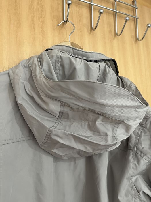 Parka em cinzento
