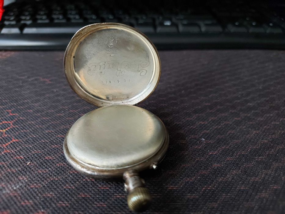 Antyczny zegarek kieszonkowy