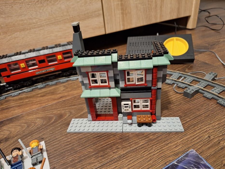 Lego 10132 Hary Potter Pociąg Kolejka 9v Stacja Unikat