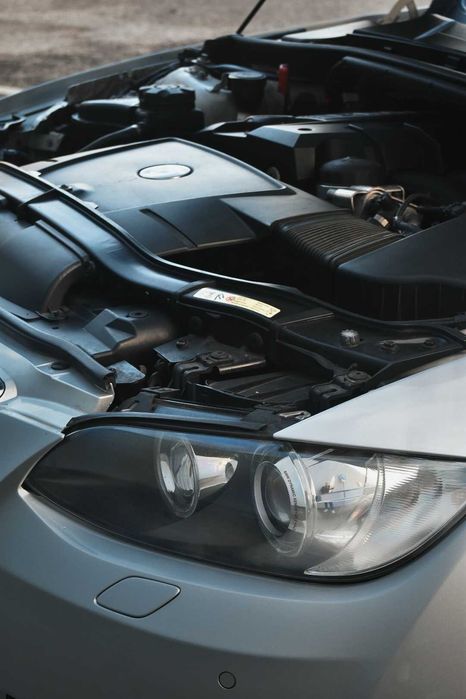 Bmw e93 320i pre lci