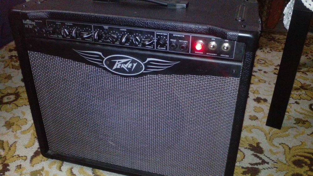 Peavey ValveKing 112 50W Valvulado 1x12