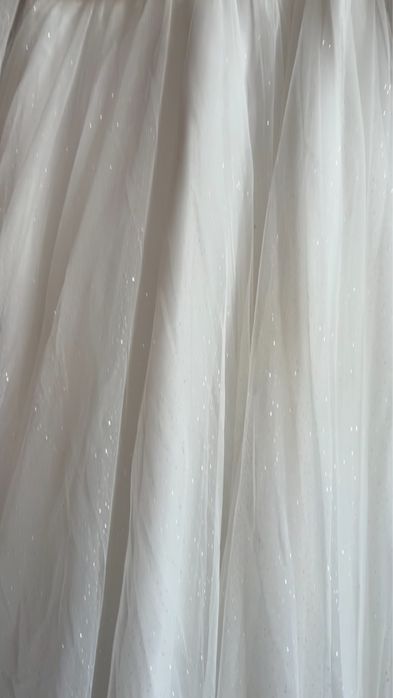 Продам весільну сукню